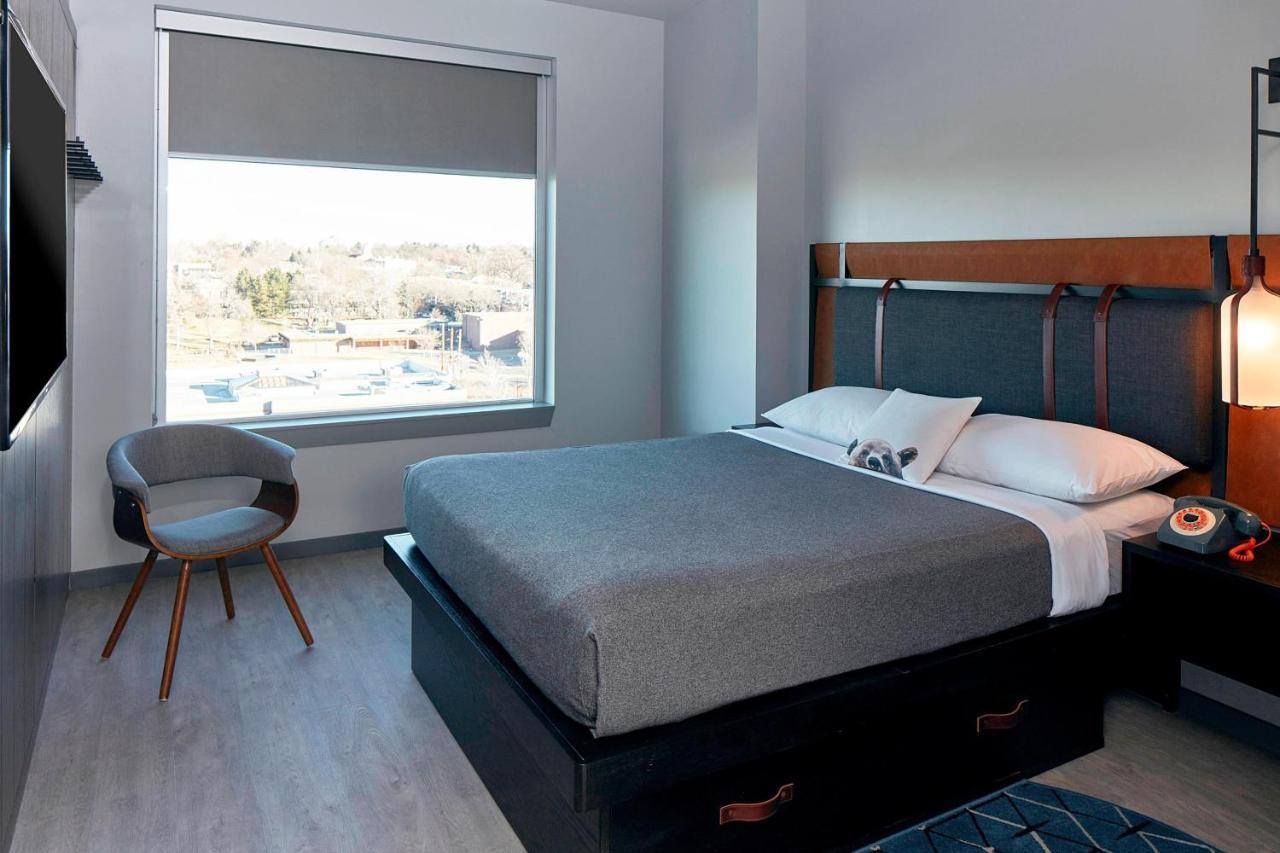 Moxy Denver Cherry Creek Dış mekan fotoğraf